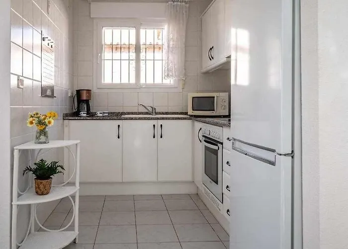 Paraiso Privado Con Piscina Alqueries Tatil Evi *